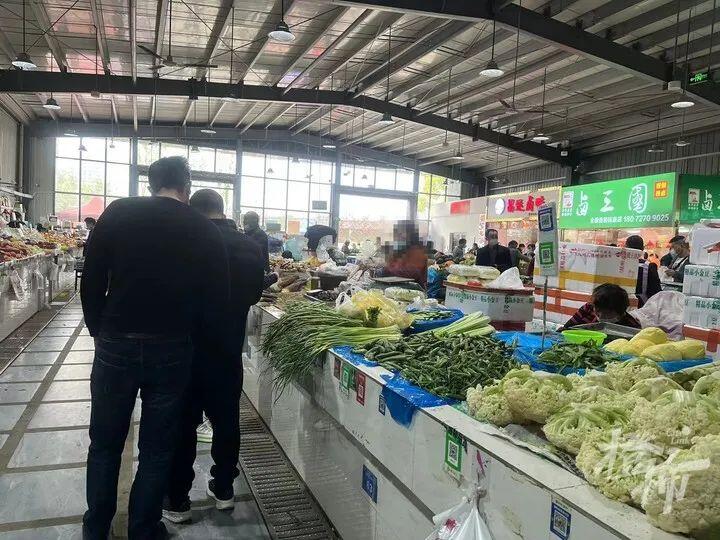 杭州農(nóng)副產(chǎn)品物流中心暫停營業(yè)？杭州商務(wù)局權(quán)威回應(yīng) 供應(yīng)穩(wěn)定，無須擔(dān)憂